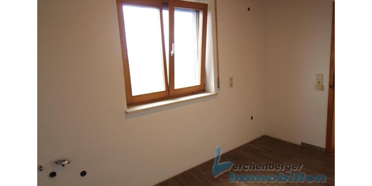 Einfamilienhaus Moosthenning - 7 Zimmer, 250 m&sup2;, 1.850&euro; | Angebot:25340470