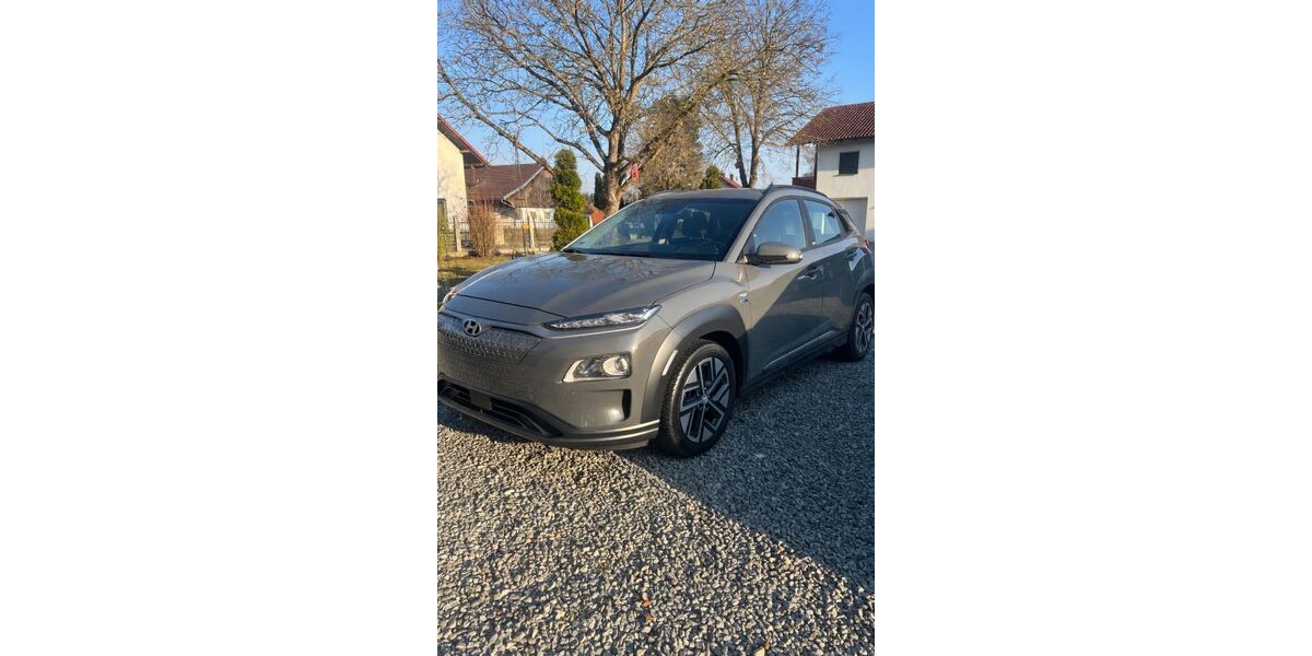 Hyundai KONA Elektro 20.500 km 17.900 &euro; Mengkofen 84152