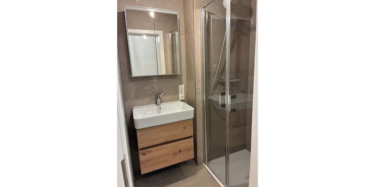 Etagenwohnung Moosburg - 5 Zimmer, 160 m&sup2;, 1.950&euro; | Angebot:25745416