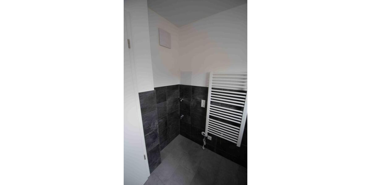 Etagenwohnung Bockhorn - 4 Zimmer, 102 m&sup2;, 1.950&euro; | Angebot:26398526