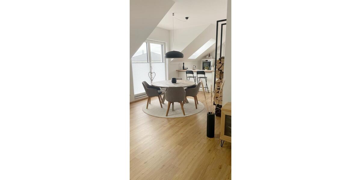 Dachgeschoßwohnung Hohenthann - 3 Zimmer, 95 m&sup2;, 465.000&euro; | Angebot:26281476