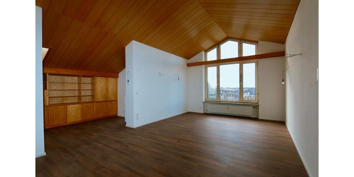 Etagenwohnung Kumhausen - 4 Zimmer, 118 m&sup2;, 1.370&euro; | Angebot:26614904