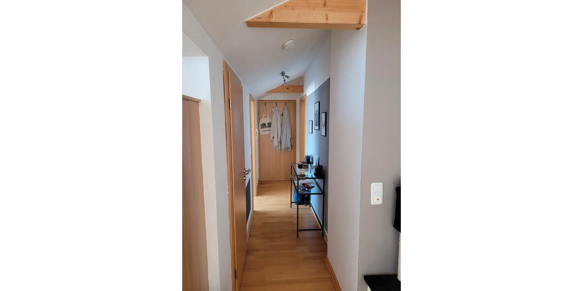 Dachgeschoßwohnung Velden - 2.5 Zimmer, 56 m&sup2;, 610&euro; | Angebot:26521957