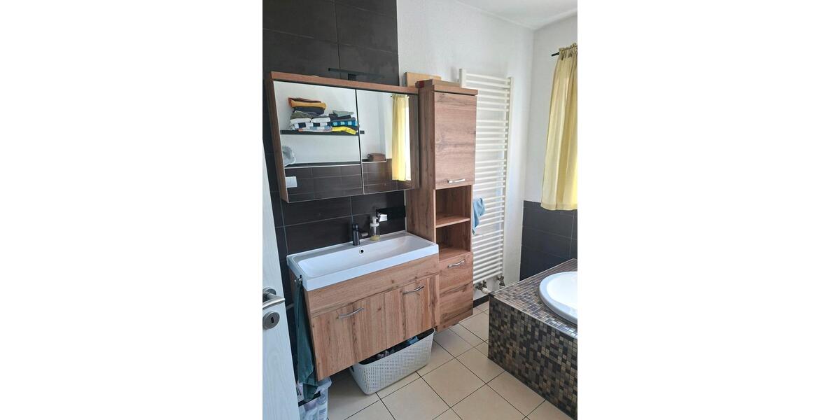 Einfamilienhaus Bruckberg - 6 Zimmer, 140 m&sup2;, 1.950&euro; | Angebot:27553232
