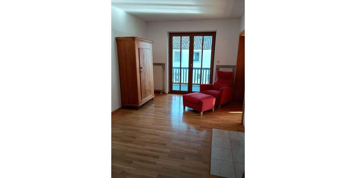 Mehrfamilienhaus, Wohnhaus Dingolfing - 6 Zimmer, 240 m&sup2;, 930.000&euro; | Angebot:25716935