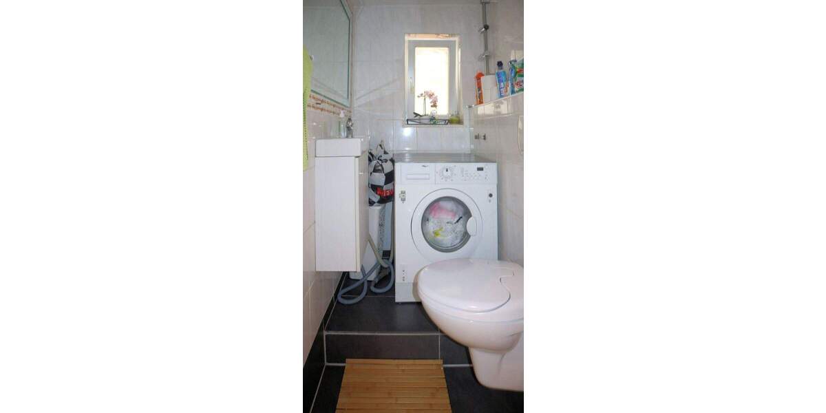 Einfamilienhaus Egglkofen - 6 Zimmer, 144 m&sup2;, 330.000&euro; | Angebot:25776657