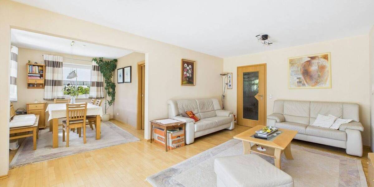 Doppelhaushälfte Altdorf Pfettrach - 6 Zimmer, 155 m&sup2;, 635.000&euro; | Angebot:25695135