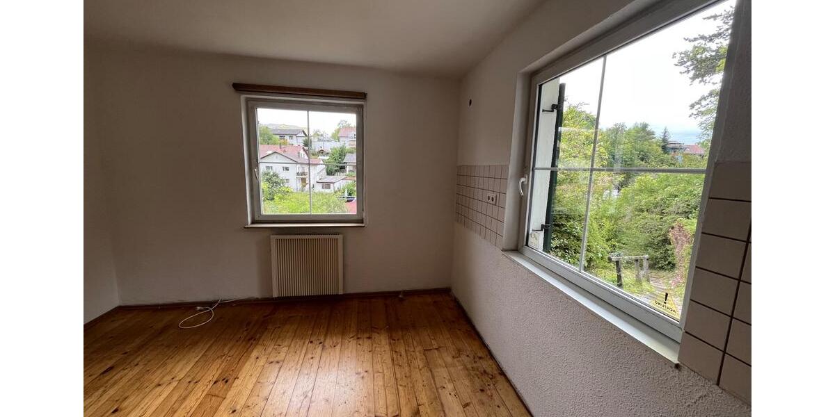 Einfamilienhaus Dingolfing - 3 Zimmer, 115 m&sup2;, 1.000&euro; | Angebot:27532768