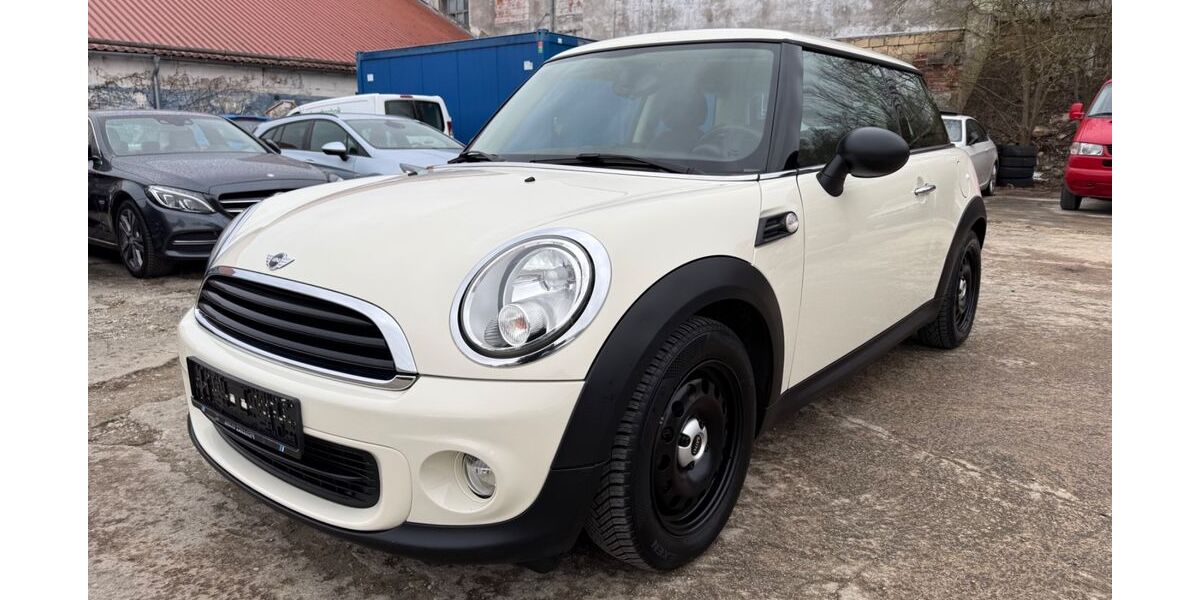 Mini ONE 139.028 km 3.990 &euro; Kumhausen 84036
