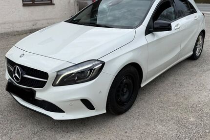 Mercedes-Benz A 180 295.120 km 7.900 &euro; Niederaichbach 84100