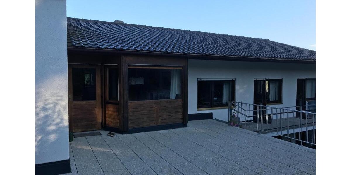 Einfamilienhaus Kumhausen - 7 Zimmer, 190 m&sup2;, 2.000&euro; | Angebot:25977749