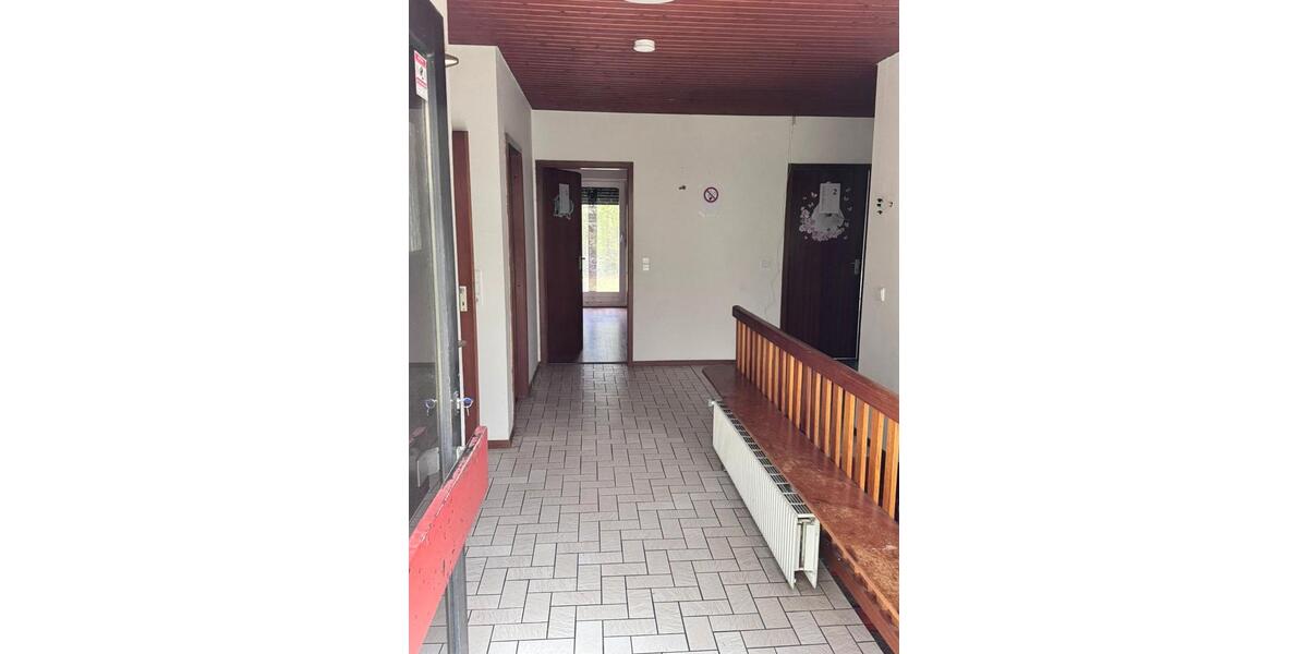 Einfamilienhaus Essenbach - 5 Zimmer, 250 m&sup2;, 2.100&euro; | Angebot:26340530
