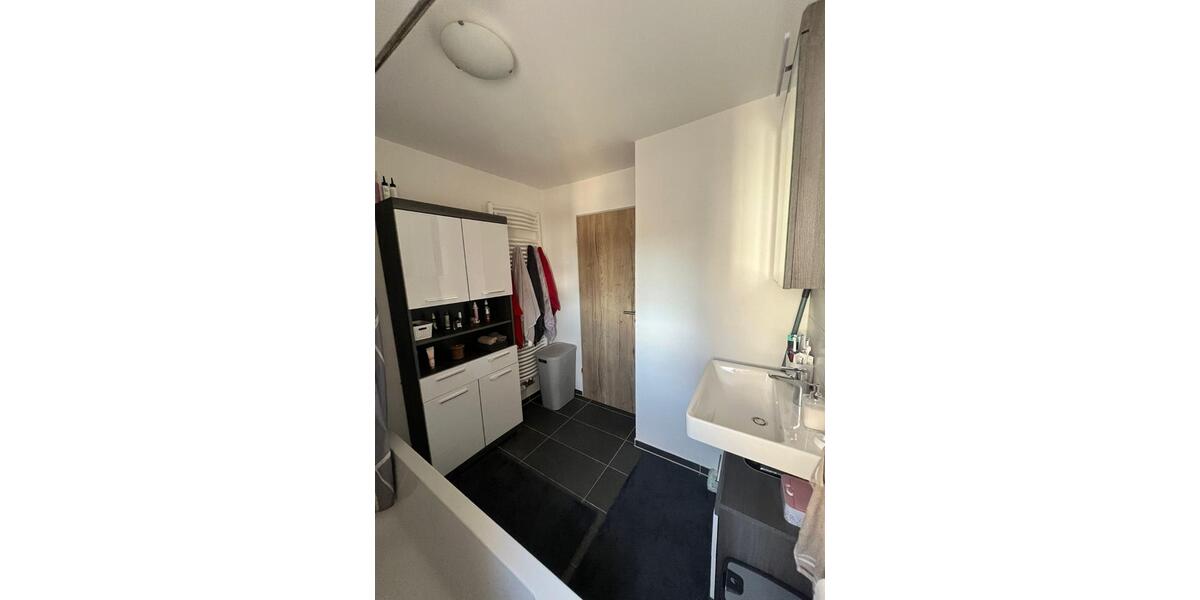 Einfamilienhaus Geisenhausen - 7 Zimmer, 130 m&sup2;, 459.000&euro; | Angebot:25883108