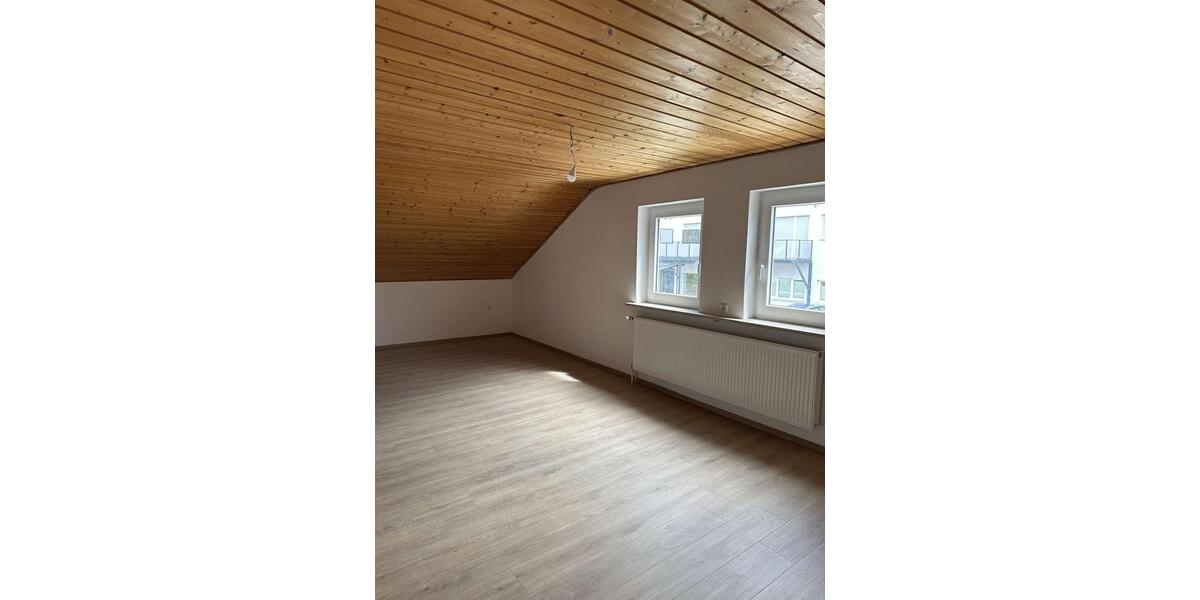 Erdgeschoßwohnung Wörth an der Isar - 3 Zimmer, 85 m&sup2;, 995&euro; | Angebot:26258944