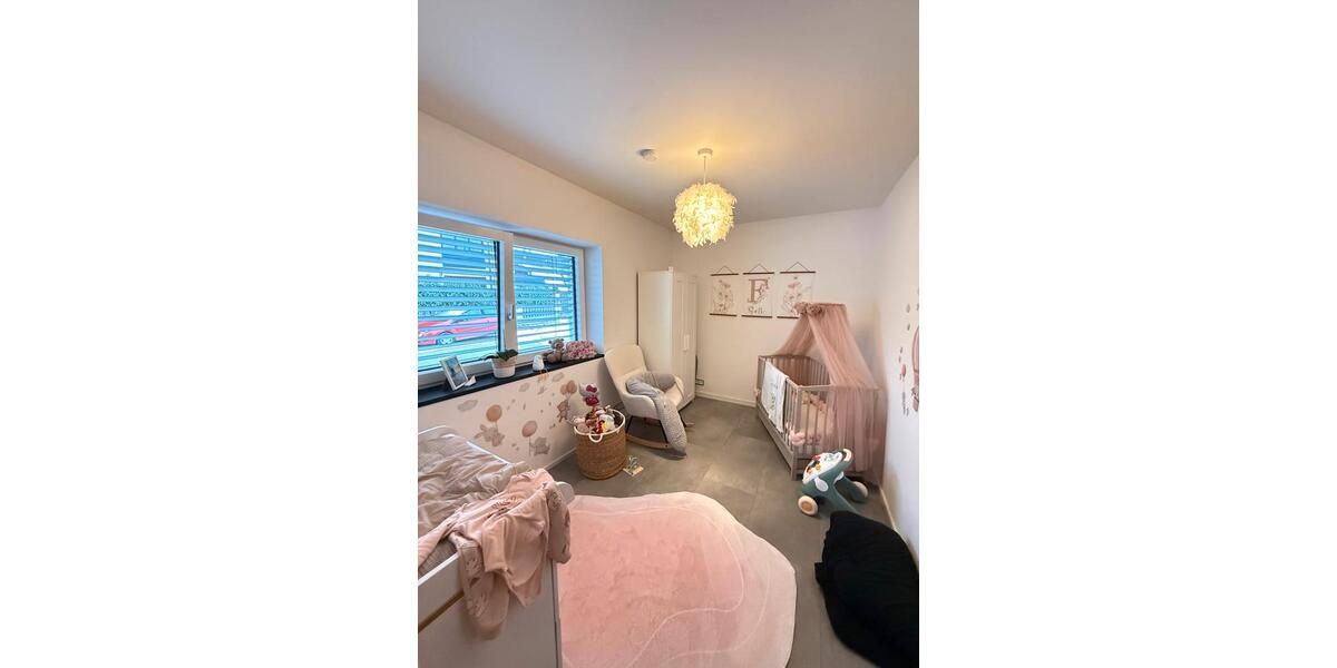 Erdgeschoßwohnung Kumhausen - 3.5 Zimmer, 145 m&sup2;, 1.900&euro; | Angebot:25990720