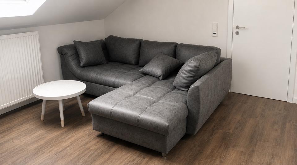 Dachgeschoßwohnung Berglern - 2 Zimmer, 50 m&sup2;, 970&euro; | Angebot:26638662