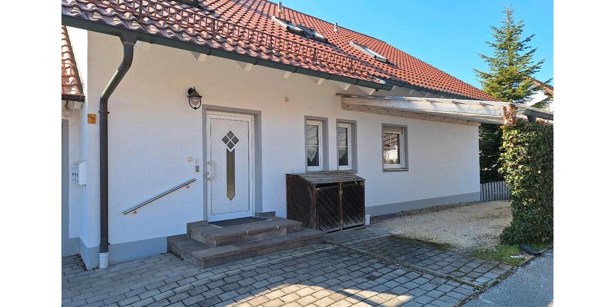 Etagenwohnung Ergoldsbach Langenhettenbach - 3 Zimmer, 97 m&sup2;, 950&euro; | Angebot:25875125