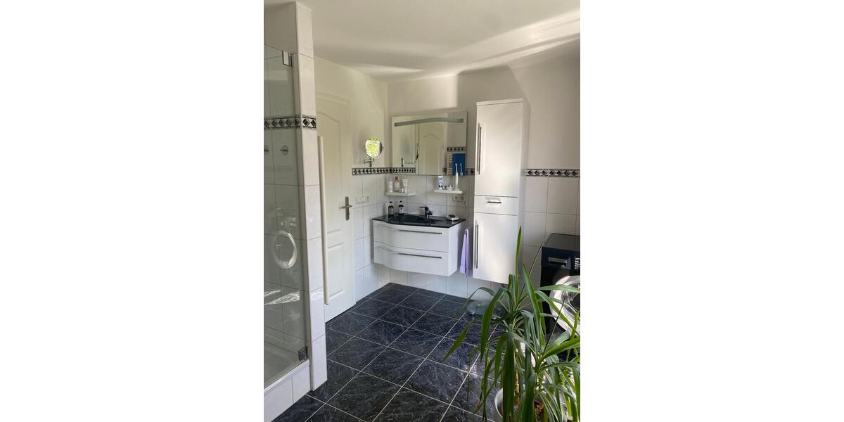 Etagenwohnung Bockhorn - 3 Zimmer, 85 m&sup2;, 439.000&euro; | Angebot:23498751