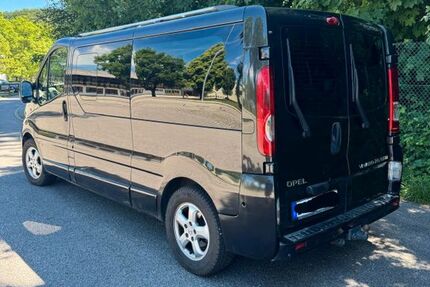 Opel Vivaro 226.800 km 11.900 &euro; Niederviehbach 84183