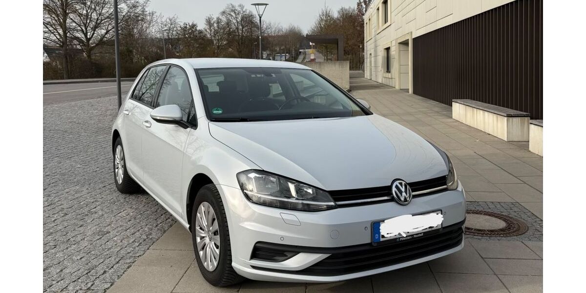 VW Golf 106.000 km 9.500 &euro; Furth 84095