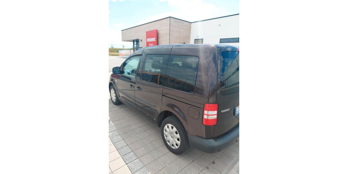 VW Caddy 155.000 km 5.999 &euro; VELDEN 84149