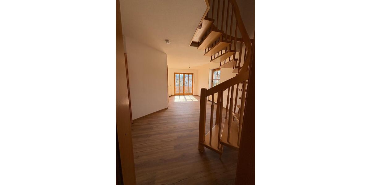 Reihenhaus Vilsbiburg - 4 Zimmer, 115 m&sup2;, 1.300&euro; | Angebot:25853604