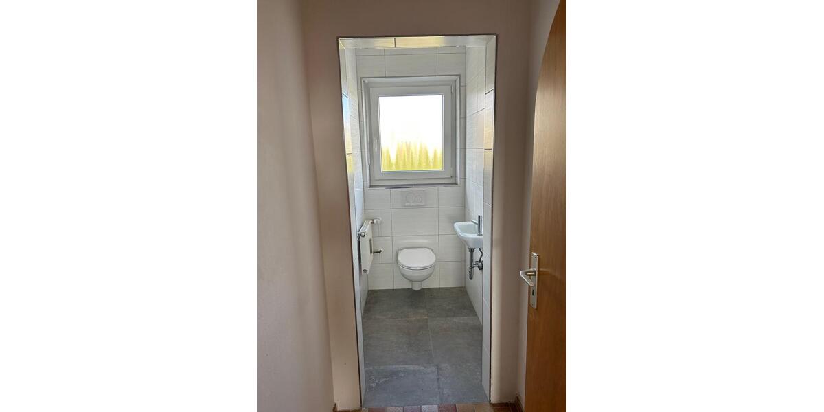 Etagenwohnung Mallersdorf-Pfaffenberg Pfaffenberg - 4 Zimmer, 80 m&sup2;, 700&euro; | Angebot:25968180