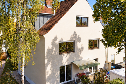 Haus Landshut Bayerwaldsiedlung - 8.5 Zimmer, 217 m&sup2;, 575.000&euro; | Angebot:27663861