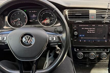 VW Golf 107.100 km 15.000 &euro; Landshut 84032