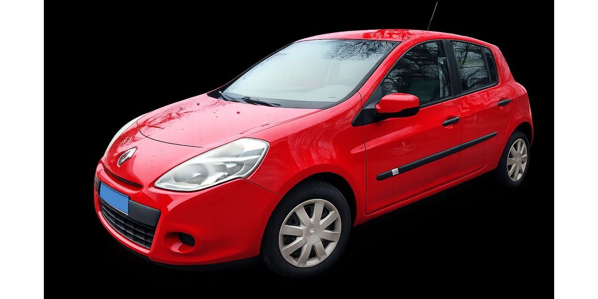 Renault Clio 112.000 km 3.000 &euro; Kumhausen 84036