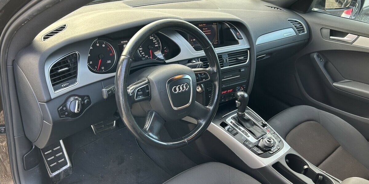 Audi A4 Allroad 2.0 TFSI S-Tronic Bi-Xenon Navi LED 228.900 km 10.900 &euro; Altdorf 84032