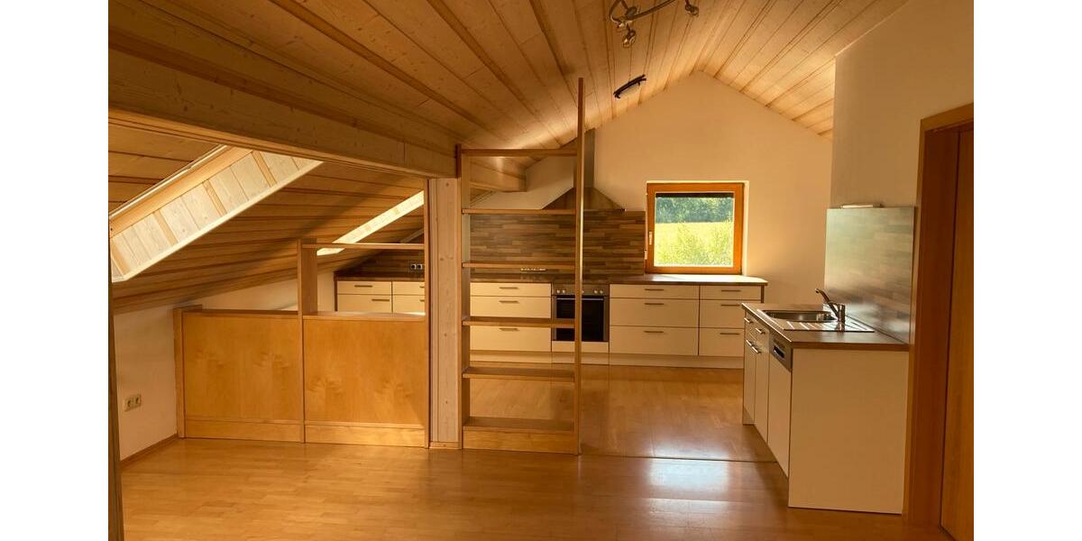 Dachgeschoßwohnung Bodenkirchen - 3 Zimmer, 75 m&sup2;, 780&euro; | Angebot:25353329