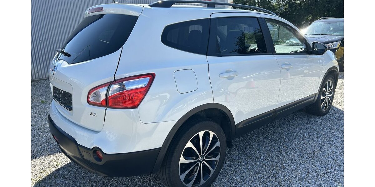 Nissan Qashqai+2 2.0 dCi Aut. 4X4 Kamera 360° 7-Sitzer 204.700 km 8.750 &euro; Altdorf 84032
