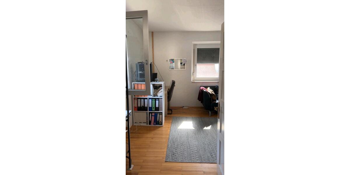 Etagenwohnung Altdorf - 2 Zimmer, 65 m&sup2;, 780&euro; | Angebot:25451185