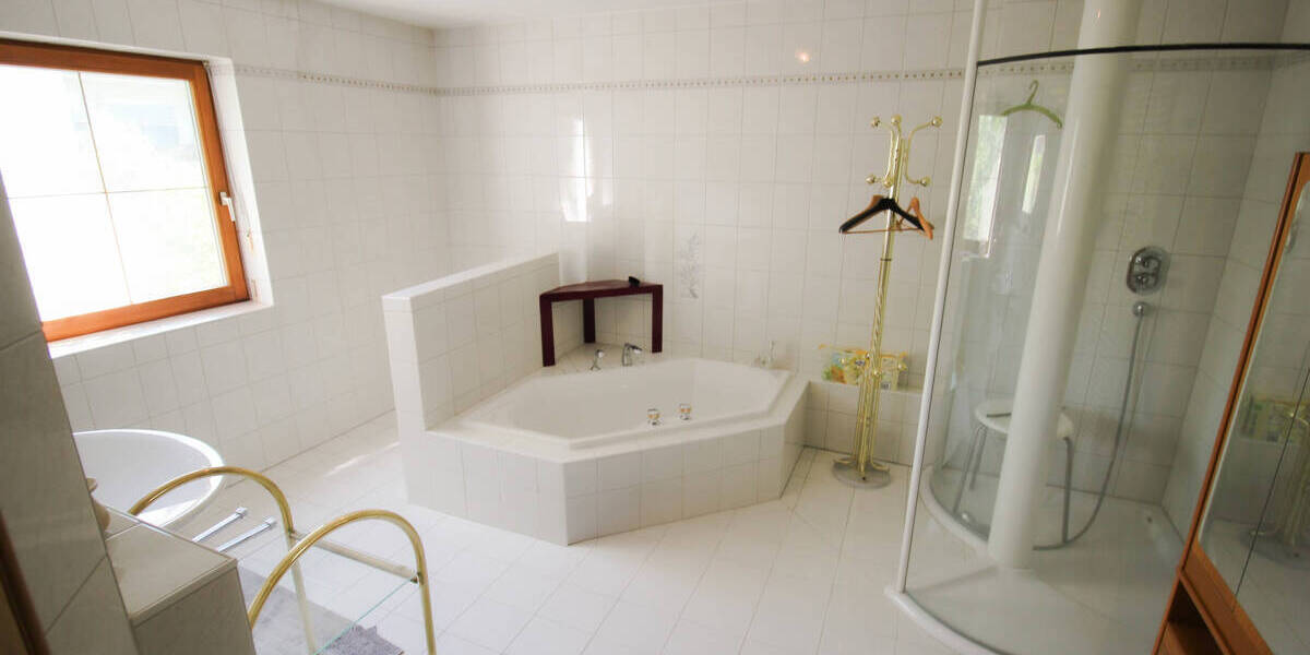 Einfamilienhaus Ergoldsbach Langenhettenbach - 5 Zimmer, 191 m&sup2;, 595.000&euro; | Angebot:25692675