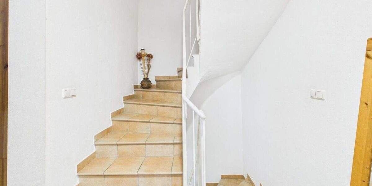 Doppelhaushälfte Altdorf - 4 Zimmer, 124 m&sup2;, 595.000&euro; | Angebot:25821430