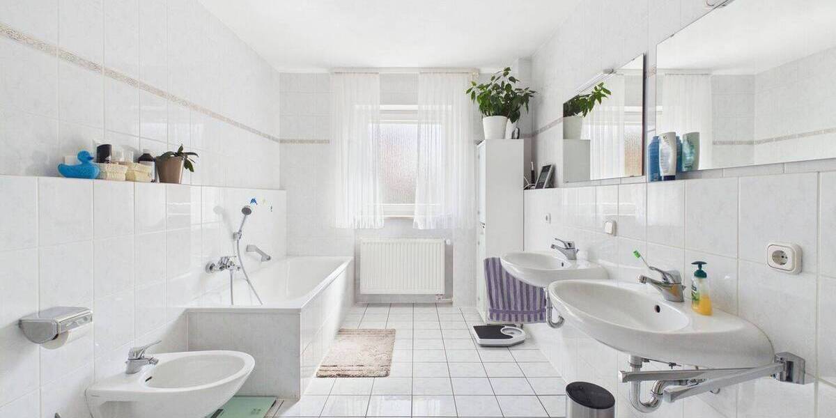 Reihenmittelhaus Landshut West - 5 Zimmer, 155 m&sup2;, 695.000&euro; | Angebot:26017423