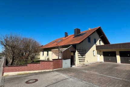 Haus Langenpreising - 9 Zimmer, 239 m&sup2;, 750.000&euro; | Angebot:26888142