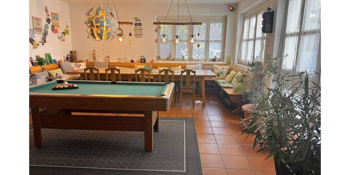 Einfamilienhaus Nandlstadt - 8 Zimmer, 300 m&sup2;, 930.000&euro; | Angebot:25716310