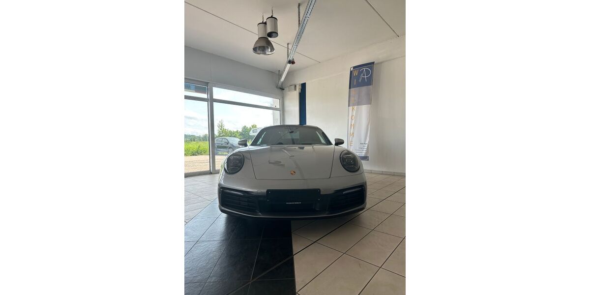 Porsche 992 2.470 km 109.750 &euro; Moosburg 85368