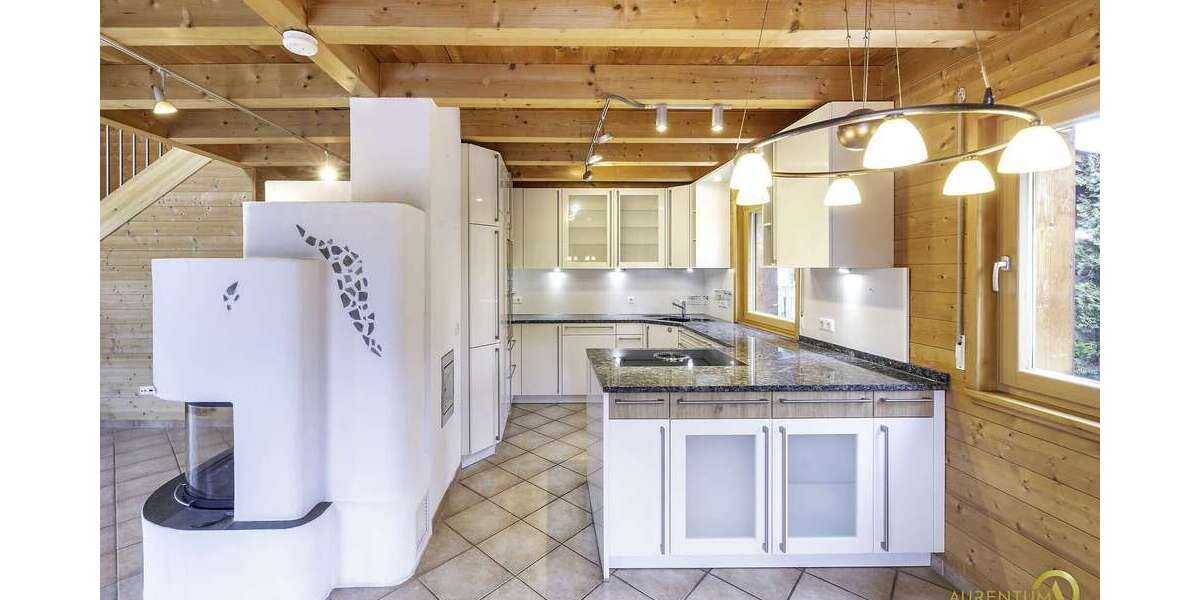 Einfamilienhaus Bayerbach - 9 Zimmer, 250 m&sup2;, 897.000&euro; | Angebot:24530084