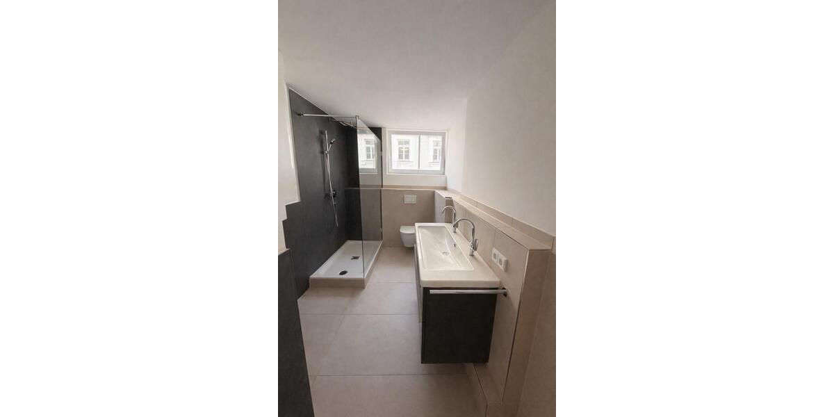 Etagenwohnung Landshut Landshut-West - 4 Zimmer, 90 m&sup2;, 1.250&euro; | Angebot:26454245