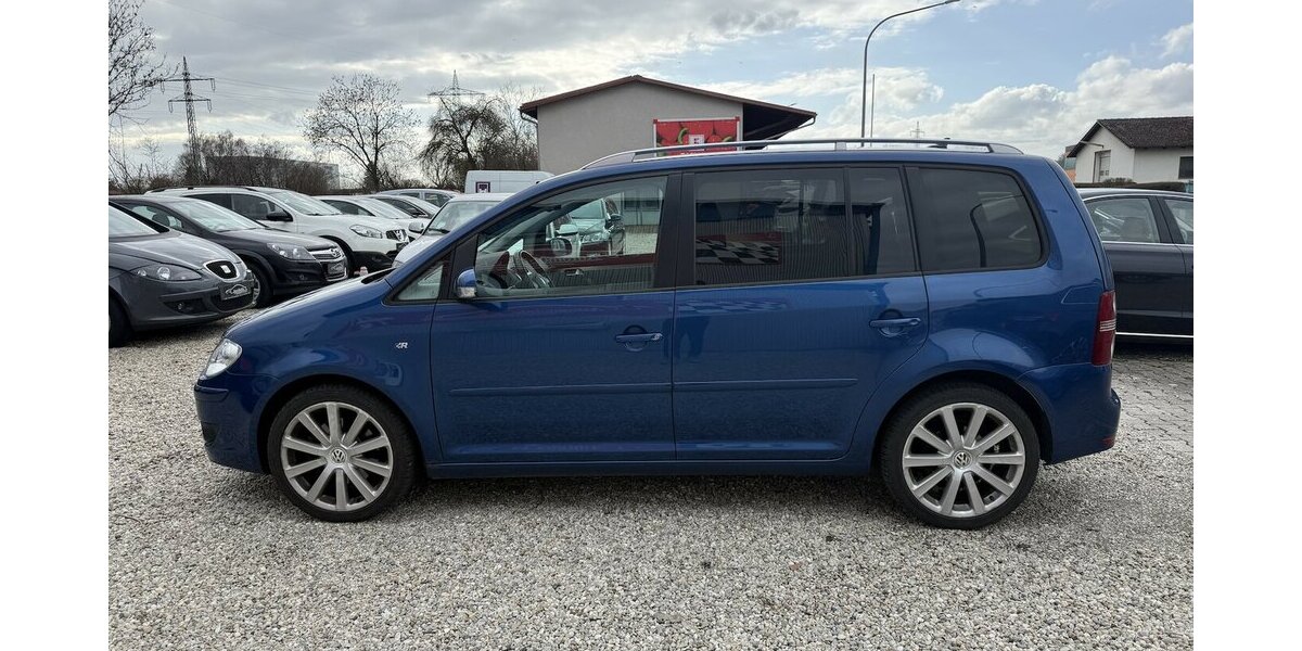 VW Touran 1.4 TSI DSG R-Line Highline Xenon Navi PDC 143.500 km 6.500 &euro; Altdorf 84032