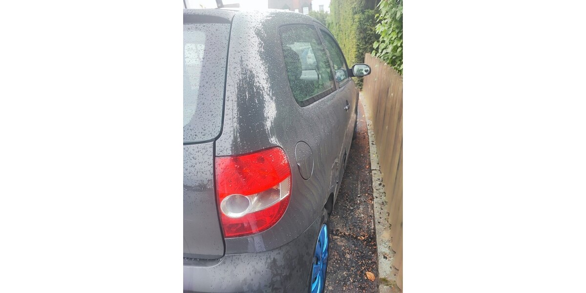 VW Fox 144.450 km 2.500 &euro; Nandlstadt 85405