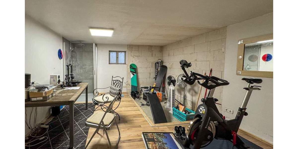 Einfamilienhaus Essenbach - 6 Zimmer, 185 m&sup2;, 875.000&euro; | Angebot:25650263