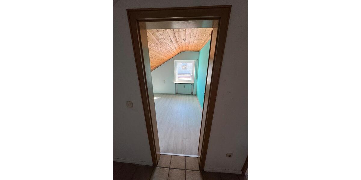 Einfamilienhaus Langenpreising - 9 Zimmer, 239 m&sup2;, 750.000&euro; | Angebot:26888142