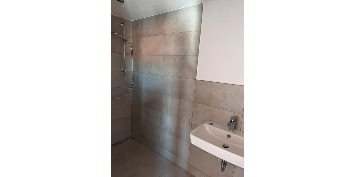 Dachgeschoßwohnung Bruckberg - 1 Zimmer, 50 m&sup2;, 650&euro; | Angebot:25839149