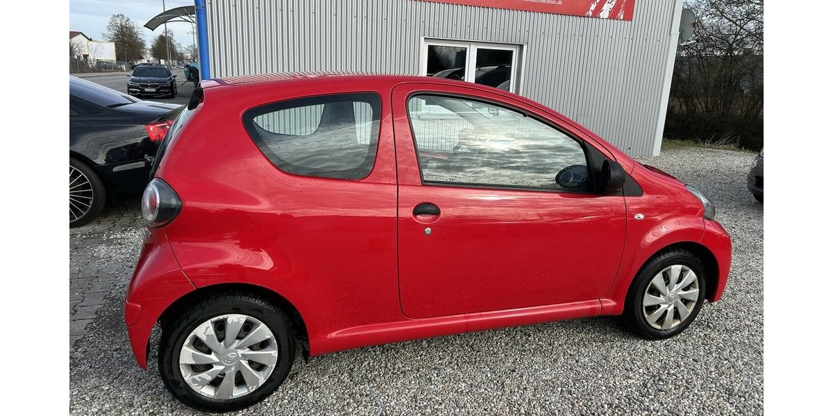 Toyota Aygo Basis 1.0i Euro5 1.Hand 182.600 km 1.700 &euro; Altdorf 84032