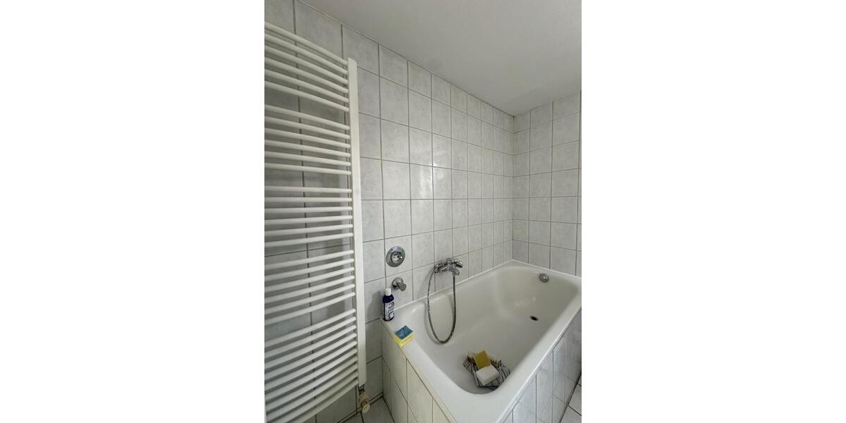 Etagenwohnung Dingolfing - 2 Zimmer, 70 m&sup2;, 750&euro; | Angebot:25960641