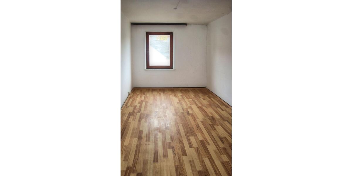 Einfamilienhaus Velden - 7 Zimmer, 140 m&sup2;, 1.300&euro; | Angebot:23660225